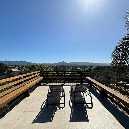 Pousada Bangalôs do Rosa com VISTA PANORÂMICA - Bangalôs com HIDROMASSAGEM, LAREIRA e PISCINA Praia do Rosa Exterior foto