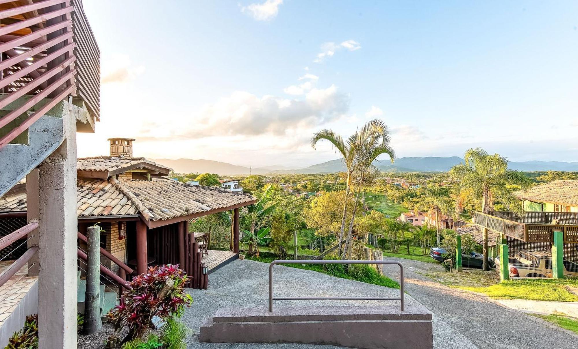 Pousada Bangalôs do Rosa com VISTA PANORÂMICA - Bangalôs com HIDROMASSAGEM, LAREIRA e PISCINA Praia do Rosa Exterior foto