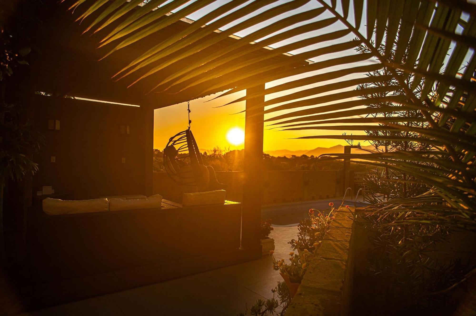 Pousada Bangalôs do Rosa com VISTA PANORÂMICA - Bangalôs com HIDROMASSAGEM, LAREIRA e PISCINA Praia do Rosa Exterior foto